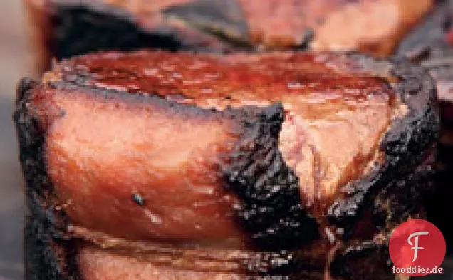 Tournedos mit Speck und Salbei umwickelt