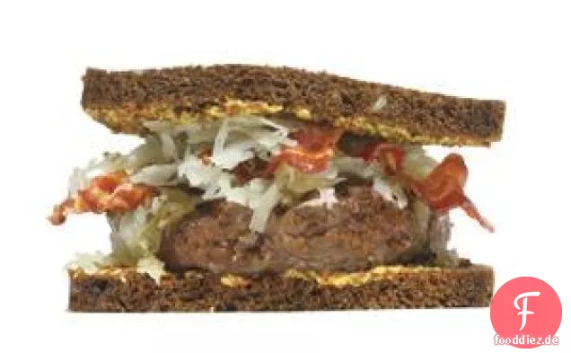 Burger Mit Speck Und Sauerkraut