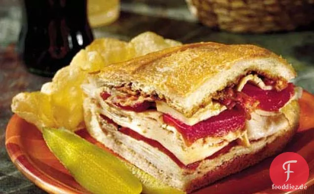 Truthahn-, Speck- und Havarti-Sandwich
