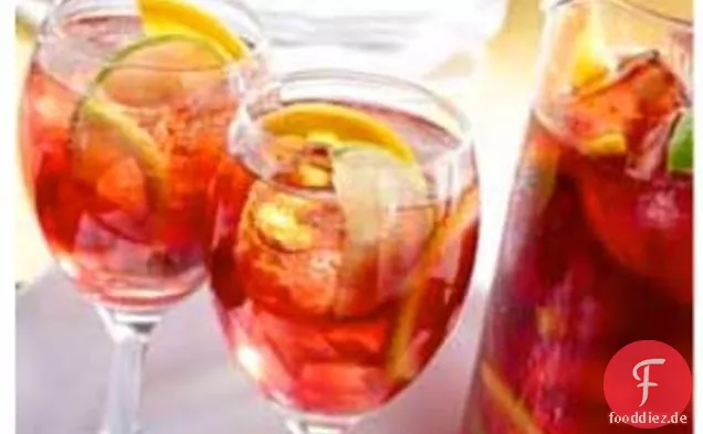 Funkelnde Sangria Tee
