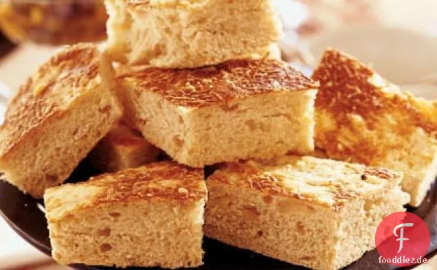 Asiago und Balsamico karamellisierte Zwiebel Focaccia
