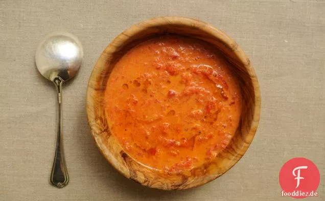 Creme aus gerösteter Tomatensuppe