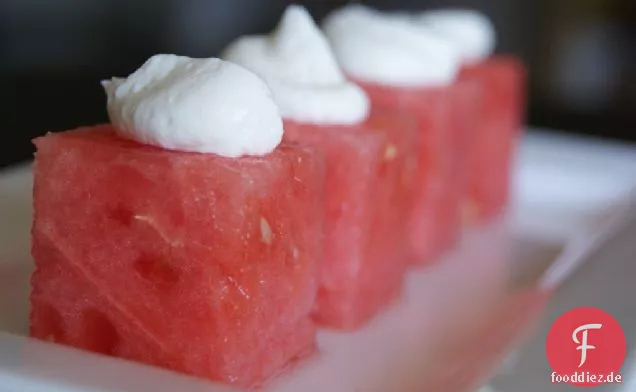 Wassermelone Würfel & Feta Creme