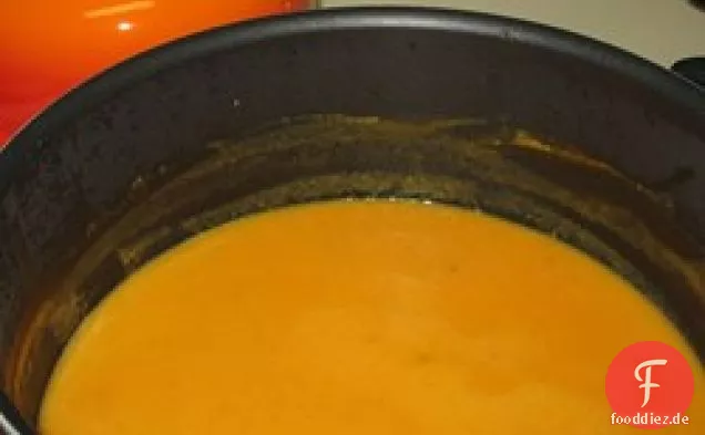 Creme von Süßkartoffelsuppe