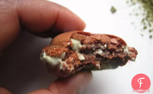 Schokoladen-Macarons Mit Matcha-Creme