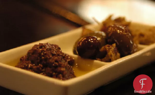 Gemischte Oliven-Tapenade