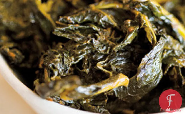 Geschmort Lacinato Kale mit Tomaten und Sardellen Soffritto Rezept