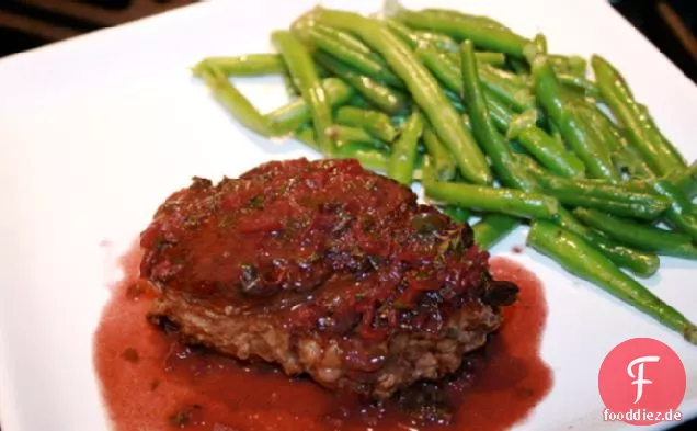 Filet Mignon Mit Madeira Pan Sauce Mit Senf und Sardellen