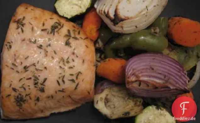 Lachs mit geröstetem Gemüse