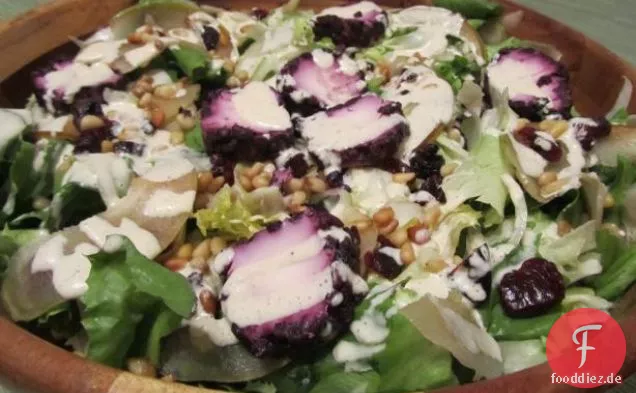 Escarole-Salat, den Ihre Geschmacksknospen lieben werden