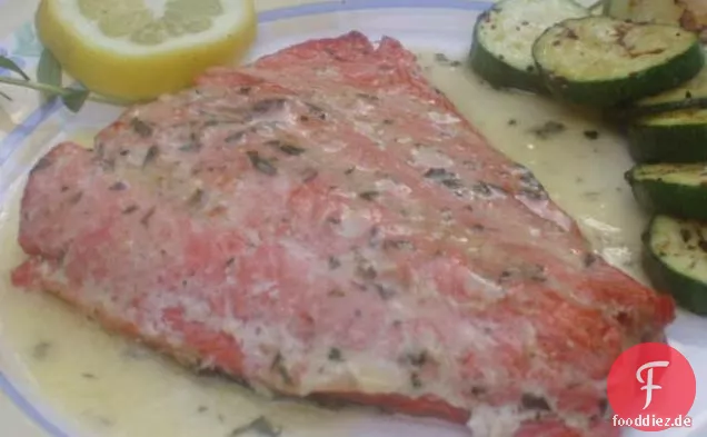 Gegrillter Rotlachs mit Estragonbutter