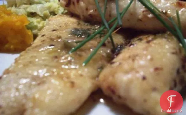 Fisch mit Zitrone, Butter, Kapernsauce