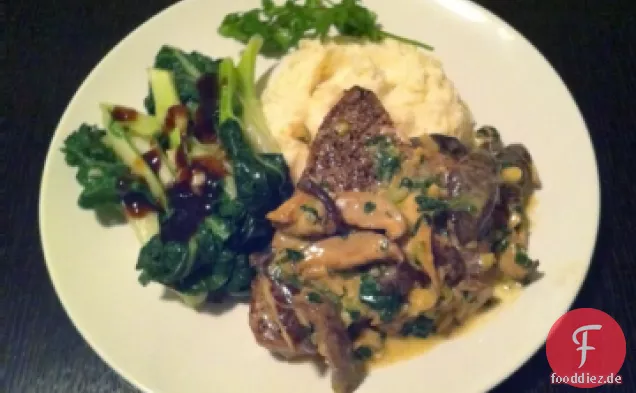 Gebratener Thunfisch mit Ingwer-Shiitake-Sahnesauce