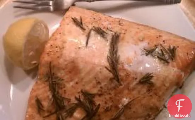 Zitrone und Butter Kräuter Lachs
