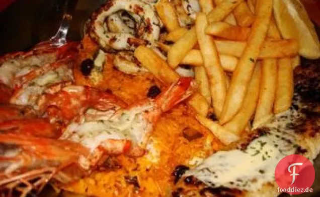 Cremige Zitronenbuttersauce für Fisch und Meeresfrüchte