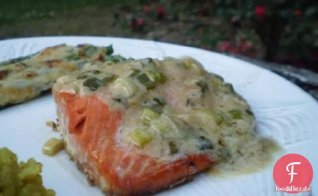Lachs Mit Wein-Senf-Sauce