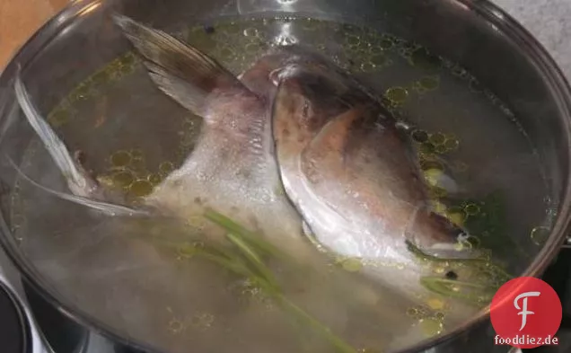Kroatischer gekochter Fisch (und Suppe)