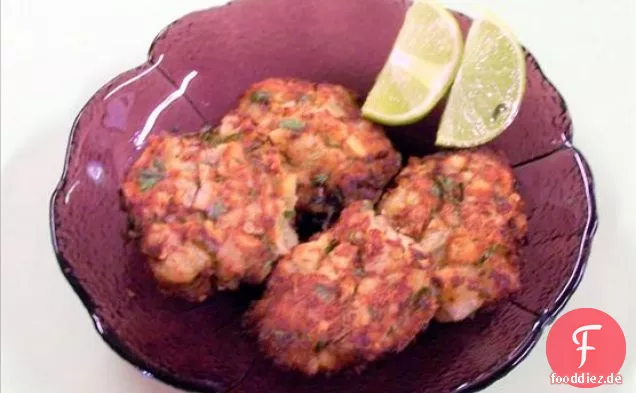 Spanische Kichererbsen und Kabeljau (Garbanzos Con Bacalao)
