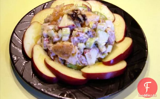 Chunky Fischsalat mit Äpfeln und Pekannüssen