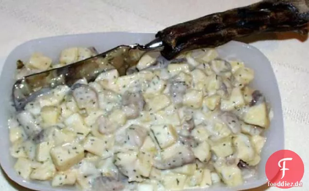 Heringstopf Mit saurer Sahne (Heringssalat mit saurer Sahne)