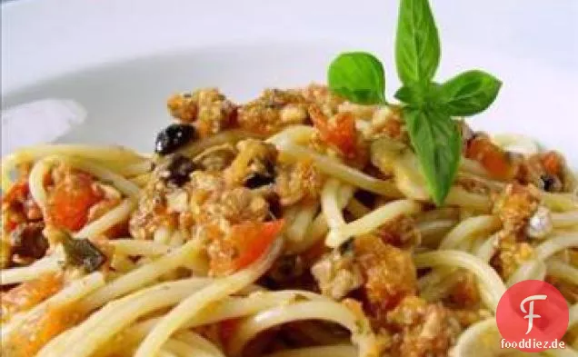 Pasta mit Sardinensauce (Pasta con Sardine Siciliano)