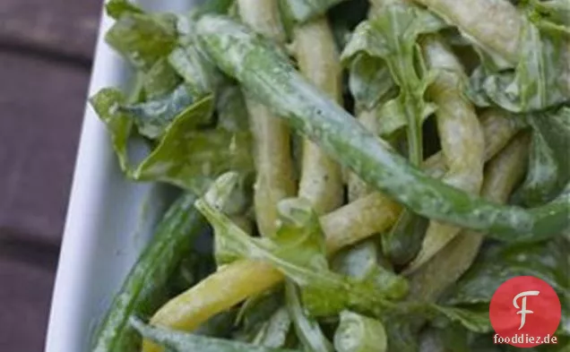 Grüner & gelber Bohnensalat mit Buttermilch-Rucola-Dressing
