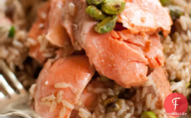 Brauner Reissalat mit Lachs