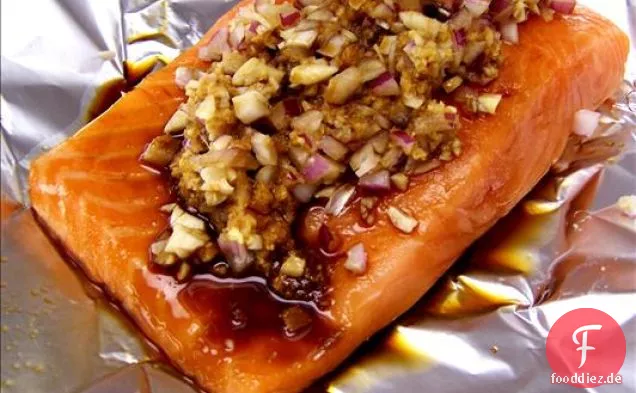 Geräucherter Lachs & Reispapierrollen