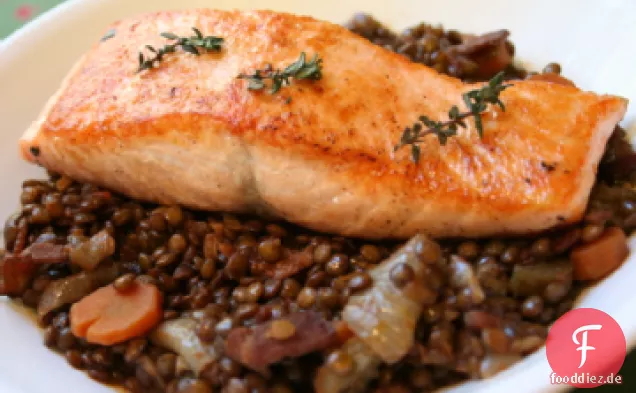 Lachs mit Linsen und Speck