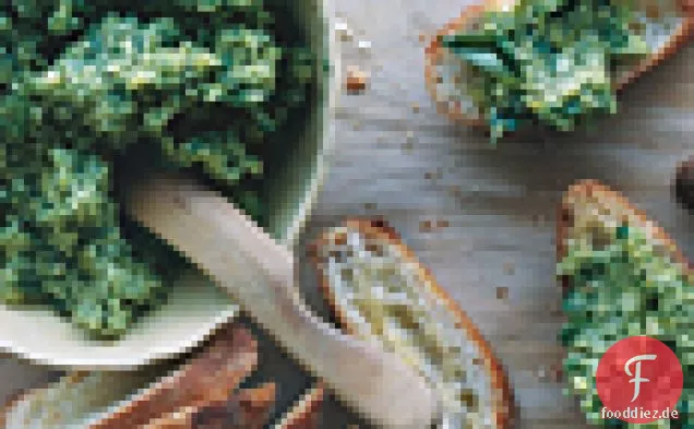 Rucola und Fava-Bohnen-Crostini
