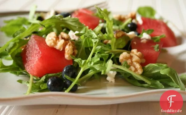 Wassermelone und Ziegenkäse Rucola-Salat