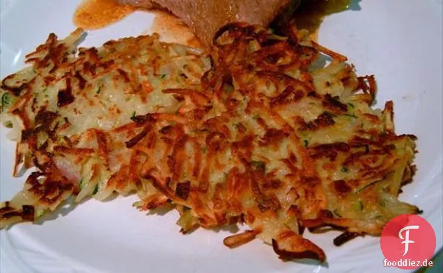 Frischer gebratener Lachs mit frechen Käsetortellini