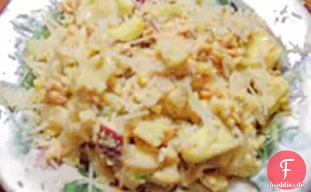 Curry-Lachs-Nudelsalat