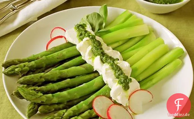 Spargel Mit Ziegenkäse Und Rucola-Sauce