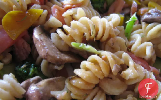 Lachs-Dill-Nudelsalat