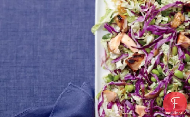Geschredderter Kohl-Lachs-Salat