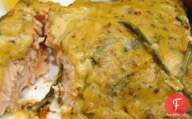 Gebratener Lachs mit Kräutersenf-Glasur