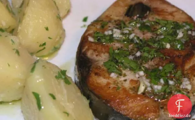 Thunfischsteak mit dalmatinischer Zitronen-Knoblauch-Sauce