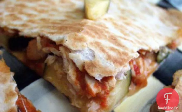 Zucchini und Thunfisch Quesadillas