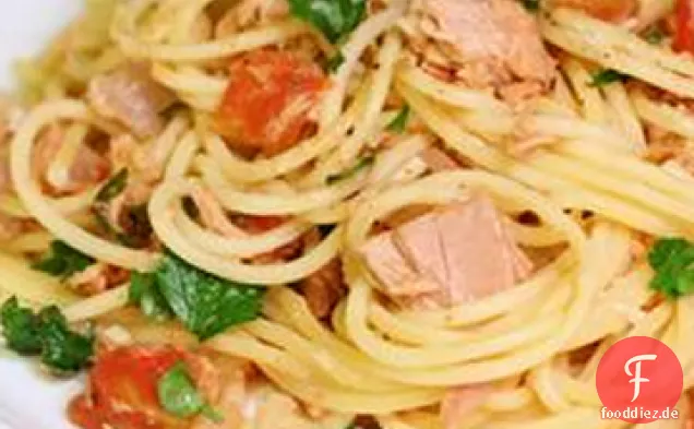 Pasta mit Thunfischsauce