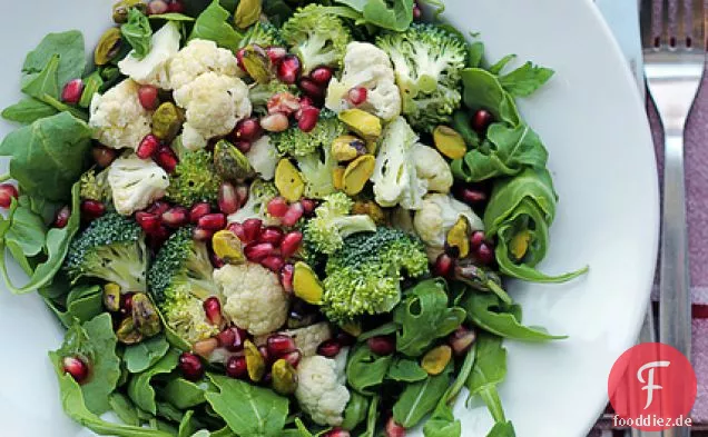 Blumenkohl, Brokkoli und Granatapfel