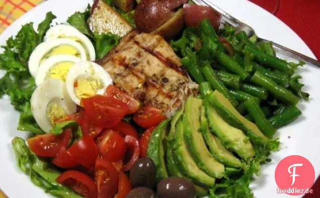 Nicoise Salat mit gegrilltem Thunfisch