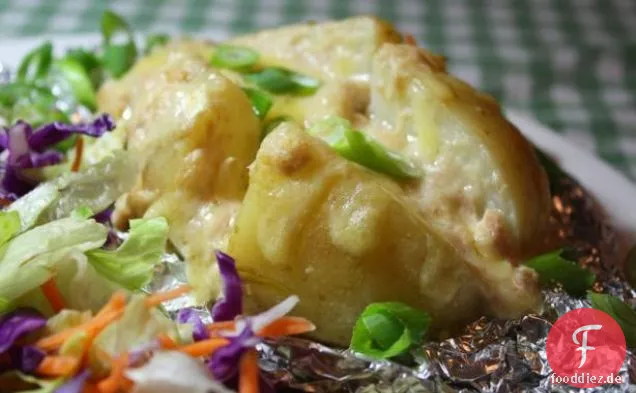 Cremige Thunfisch Gefüllte Spuds (Kartoffeln)