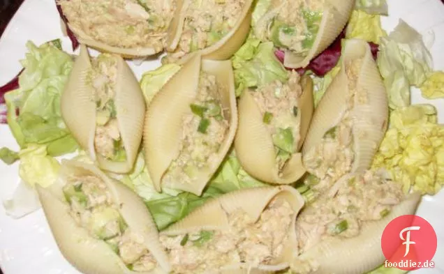 Würzige Thunfischsalat-Sushi-Rolle