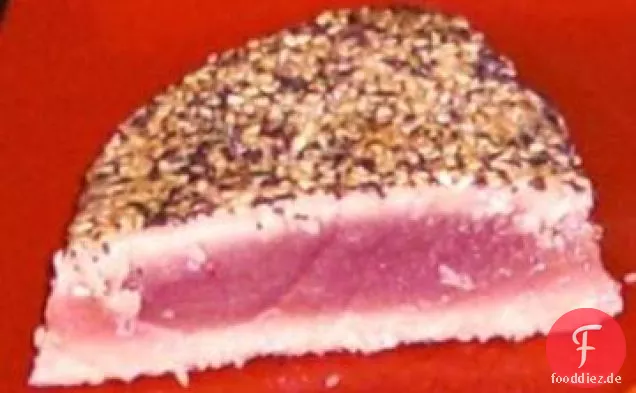 Gebratener Thunfisch mit Sesamkruste