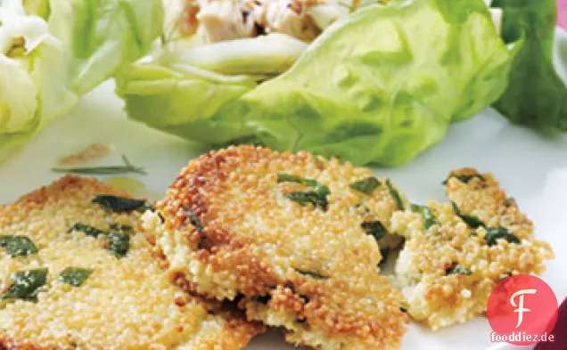Thunfisch-Orangen-Salat-Tassen mit Couscous-Kuchen