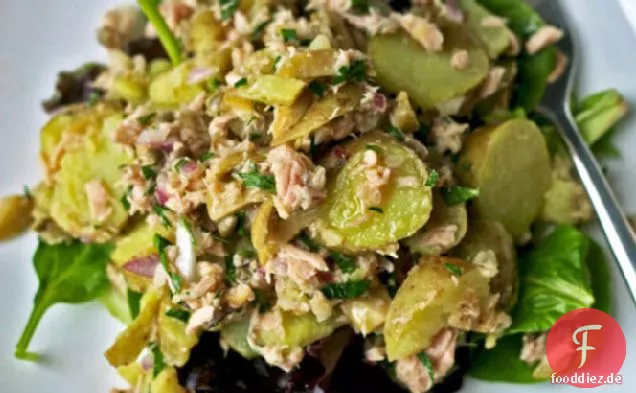 Abendessen heute Abend: Warmer Fingerling Kartoffel-Thunfisch-Salat