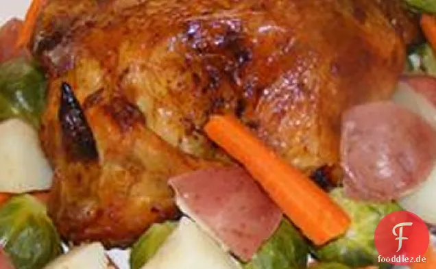 Einfaches ganzes gebratenes Huhn