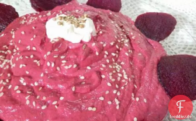 Rote-bete-Walnuss-Dip
