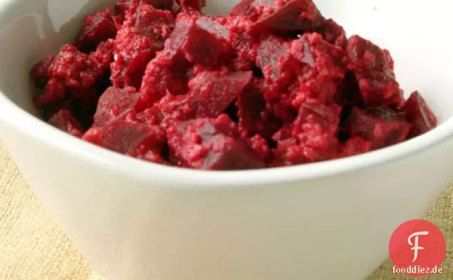 Rüben mit Walnuss-Knoblauch-Sauce (Pkhali)